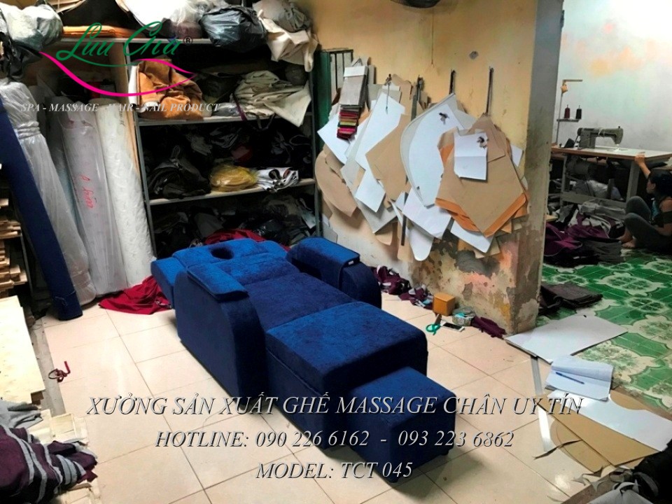 ghế massage chân khi ngả 180 độ